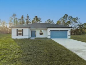 casas nuevas Florida Central en construcción con familia compradora Ocala